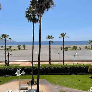 Apartamento Hermoso Piso Primera Linea, Motril